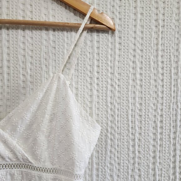 Francesca's Jun & Ivy White Textured Qwinn Eyelet Mini Dress Women's Size Medium - Picture 12 of 16